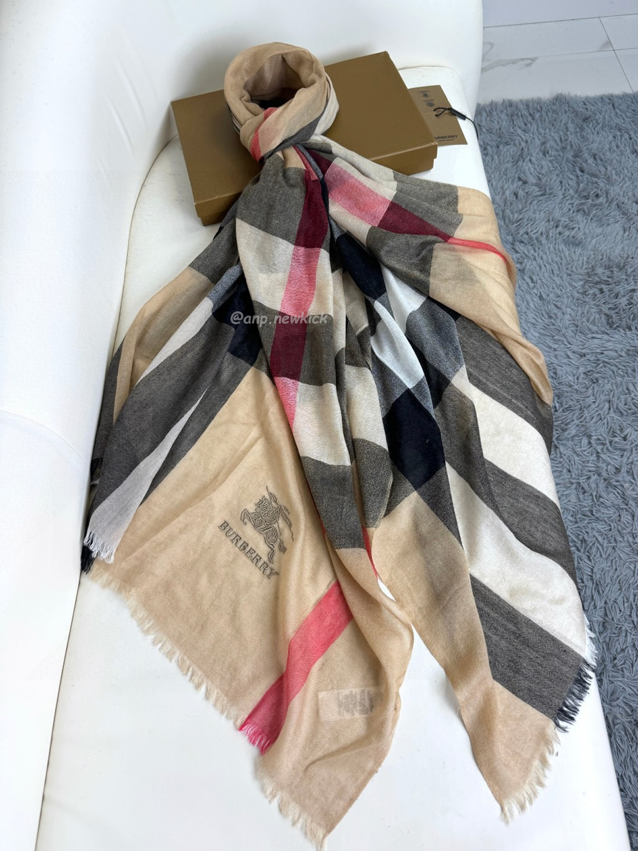 Burberry Vintage Check Cashmere Scarf 90x200cm (5) - newkick.vip